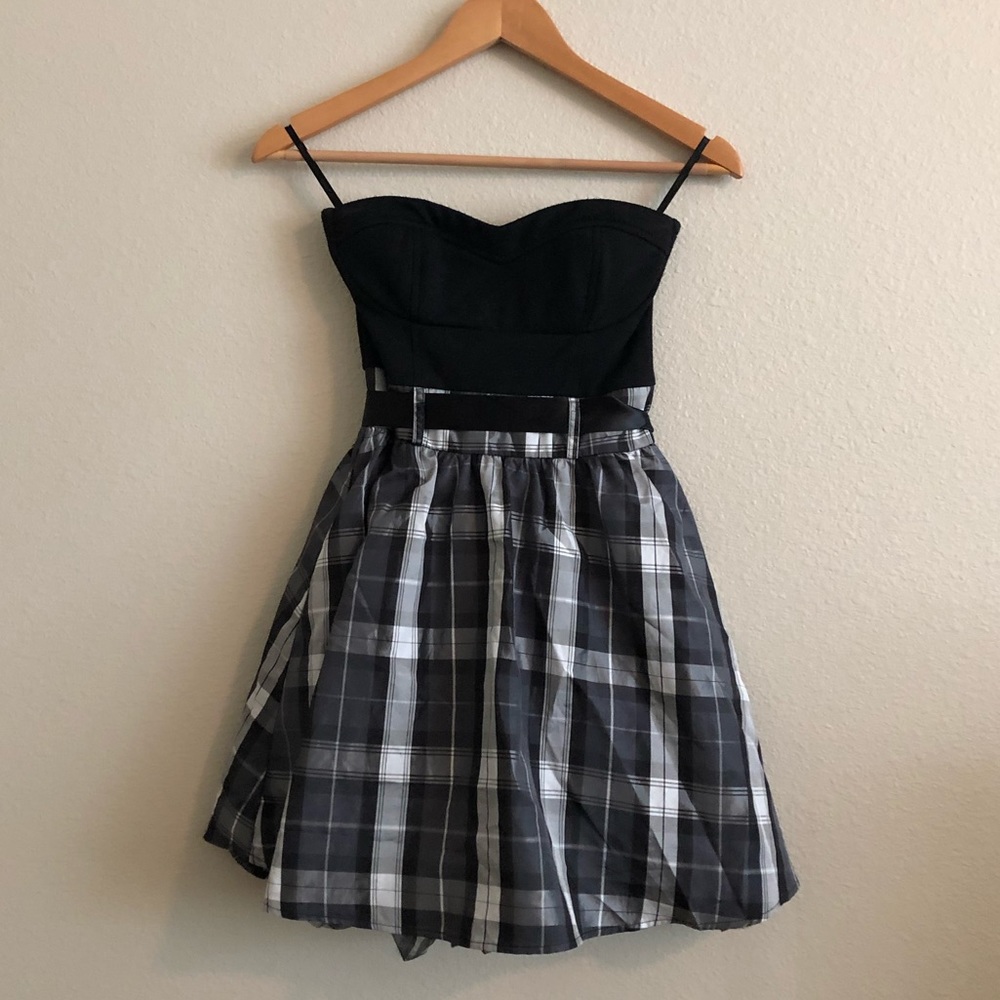 Papaya strapless dress